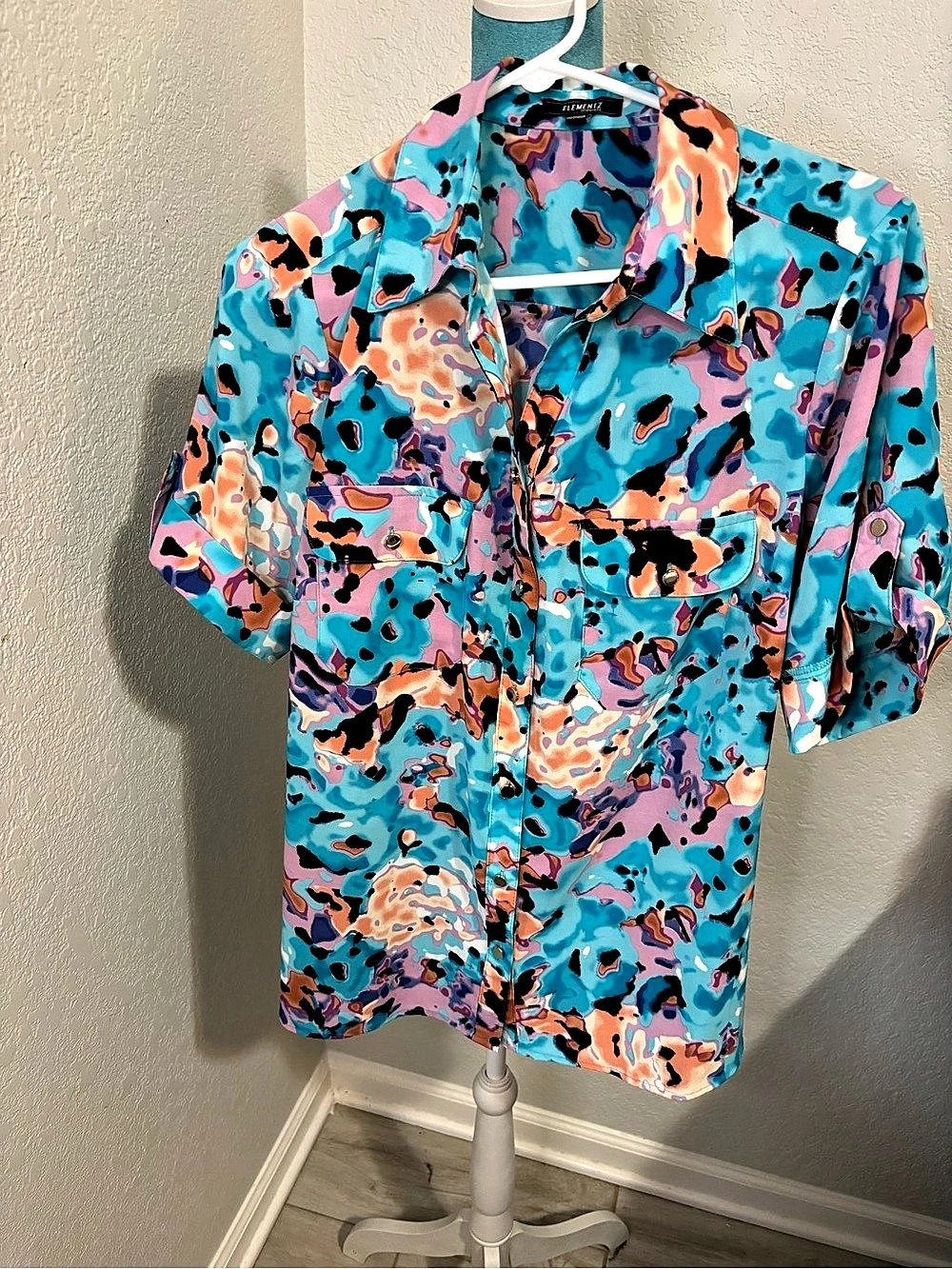 Elementz Vibrant Abstract Tropical Button Down Top 1X